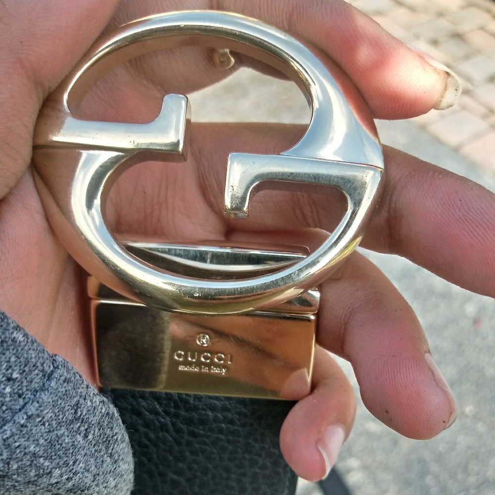uble sided gucci belt (cash only)